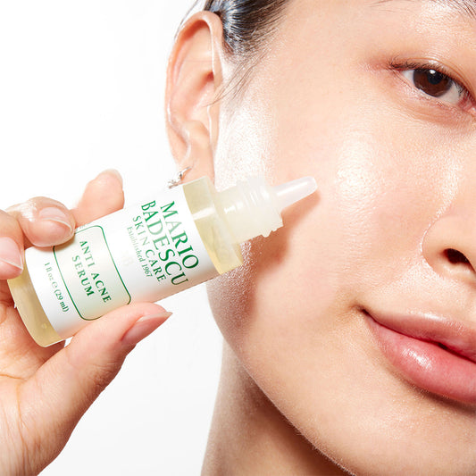 Top 3 Gel Moisturizers & Water-Based Serums for Oily Skin